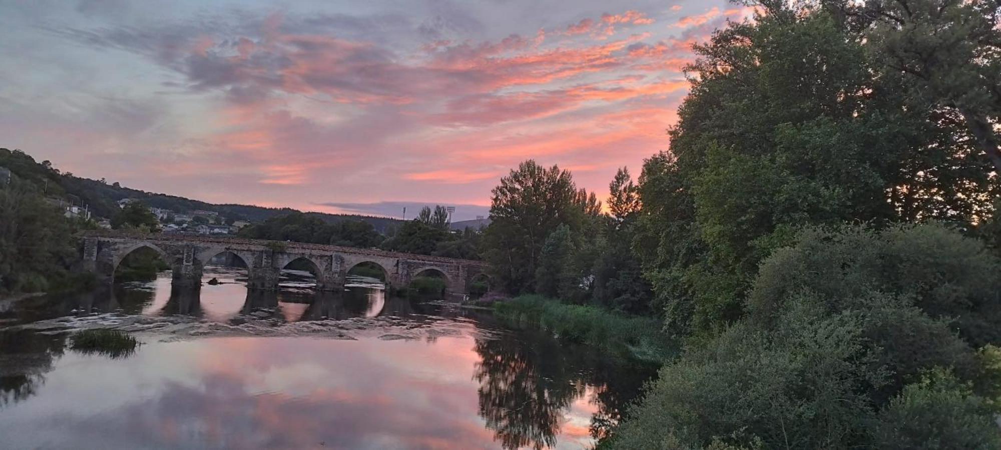 Hostal Alba Lugo Dış mekan fotoğraf